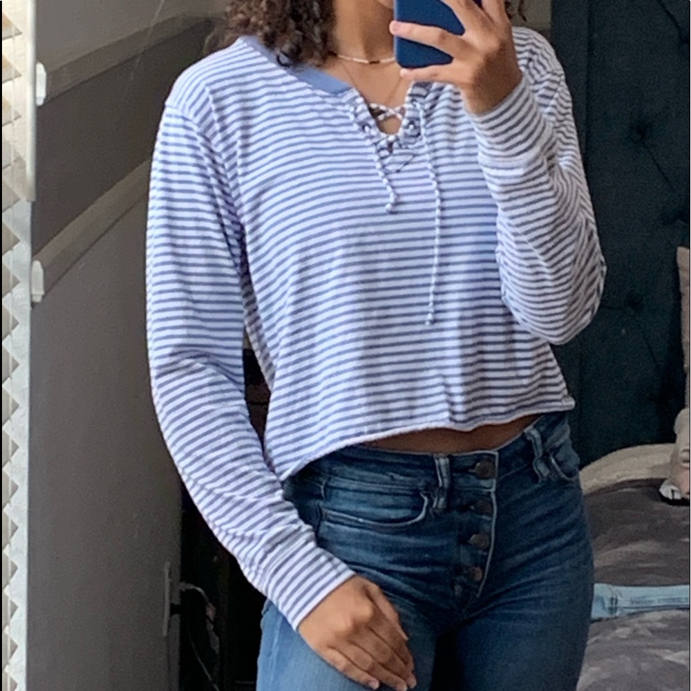 Cropped long sleeve